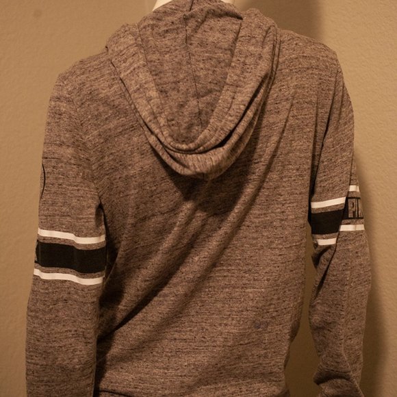 PINK Victoria's Secret Las Vegas Hoodie. - Picture 3 of 4